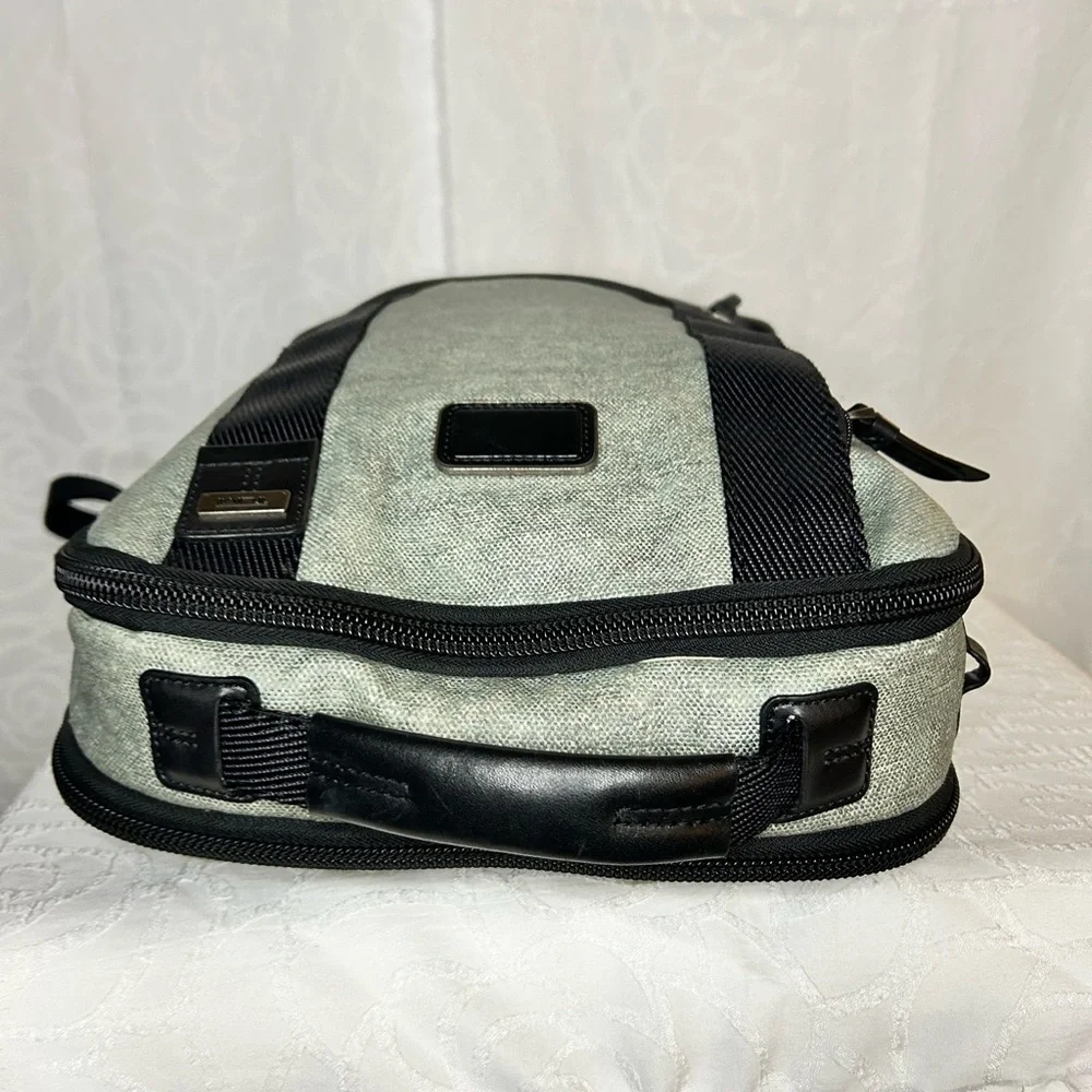 NWOT TUMI Alpha Bravo Dover Black and Gray Men's Backpack.